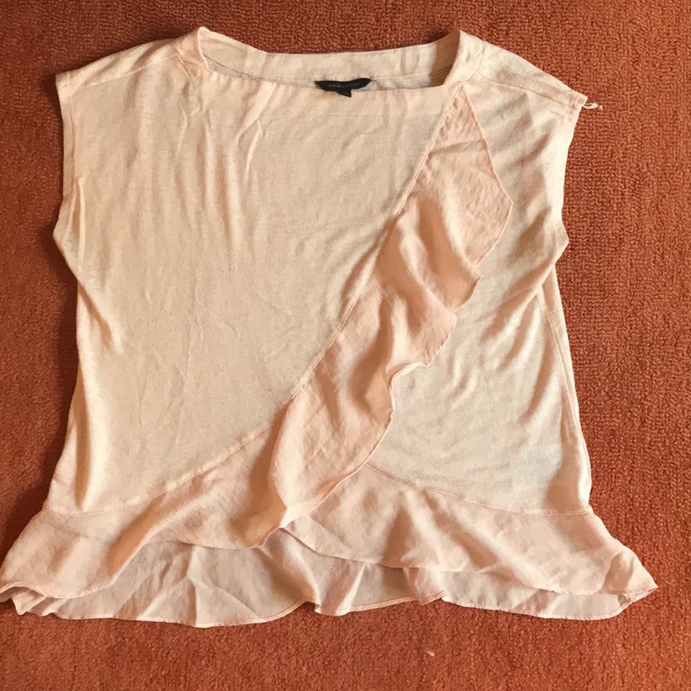 Very good  condition pale pink banana republic top